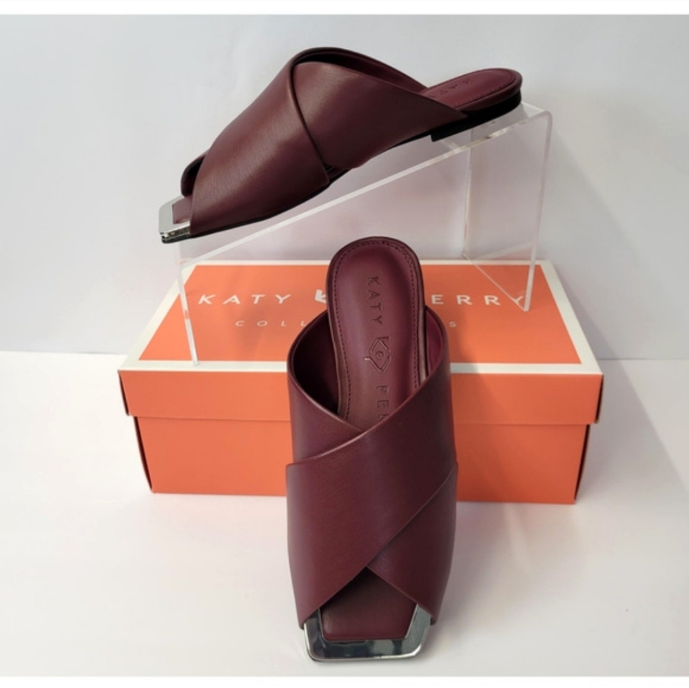 Size 9! NIB Katy Perry Collections Women's Cranberry Slides‎